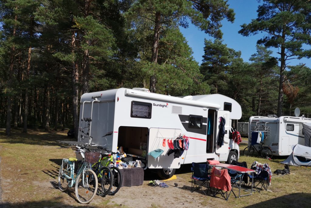 Steven Deschuyteneer Motorhome Mobile Home ervaring Denemarken Zweden Noorwegen Fiat Sunlight A70 staan