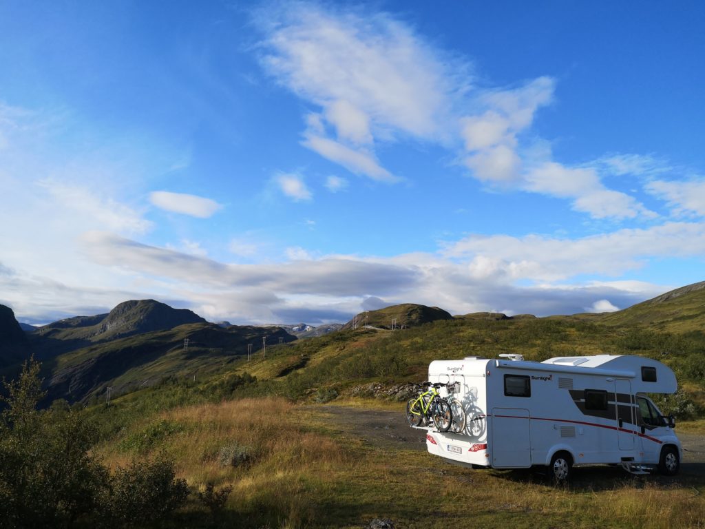 Steven Deschuyteneer Motorhome Mobile Home ervaring Denemarken Zweden Noorwegen Into The Wild