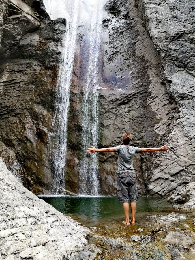 Steven Deschuyteneer In het NU leven hoe doe je dat Hier is een eenvoudige manier waterval