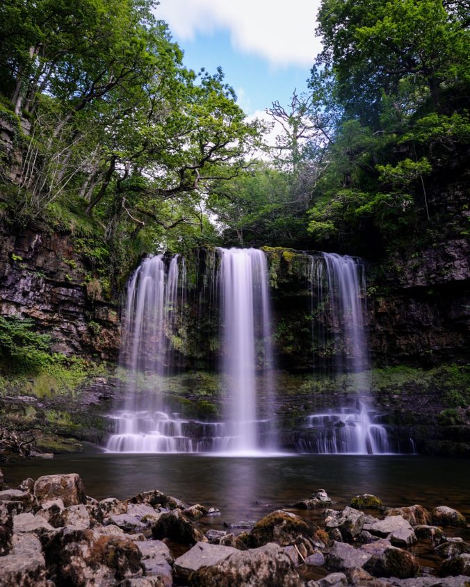 Steven Deschuyteneer Schrijf zelf eens een verhaal hier is het mijne ontwaken waterval