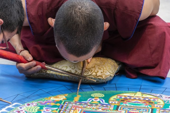 Steven Deschuyteneer Wat te leren van een mandala monnik