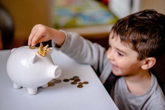 Steven Deschuyteneer Hoe kinderen zullen moeten betalen om te leven door onze keuzes en prioriteiten