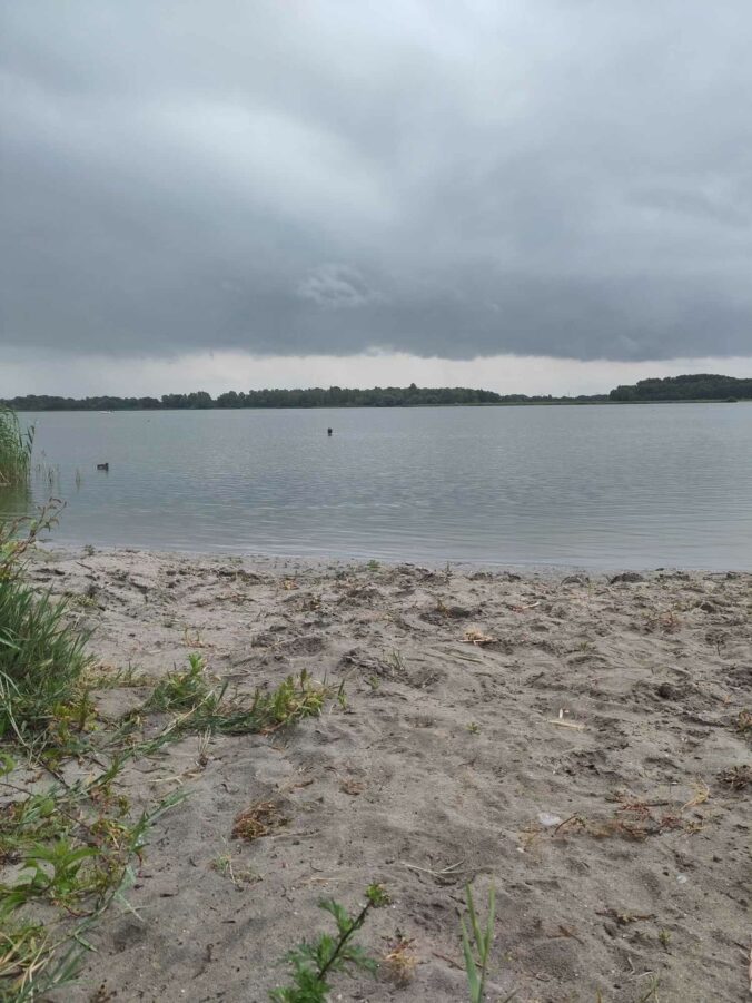 Steven-Deschuyteneer-Naaktstrand-Amsterdam